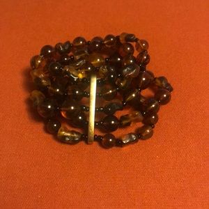 Chico’s 5 strand tortoise stretch bracelet with matte gold detail